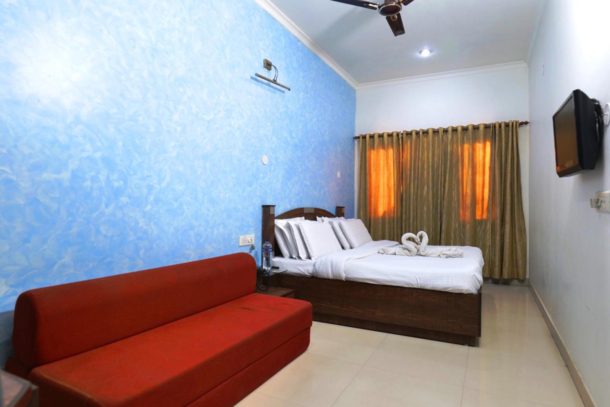 Hotel Holiday Comfort Amritsar Buitenkant foto